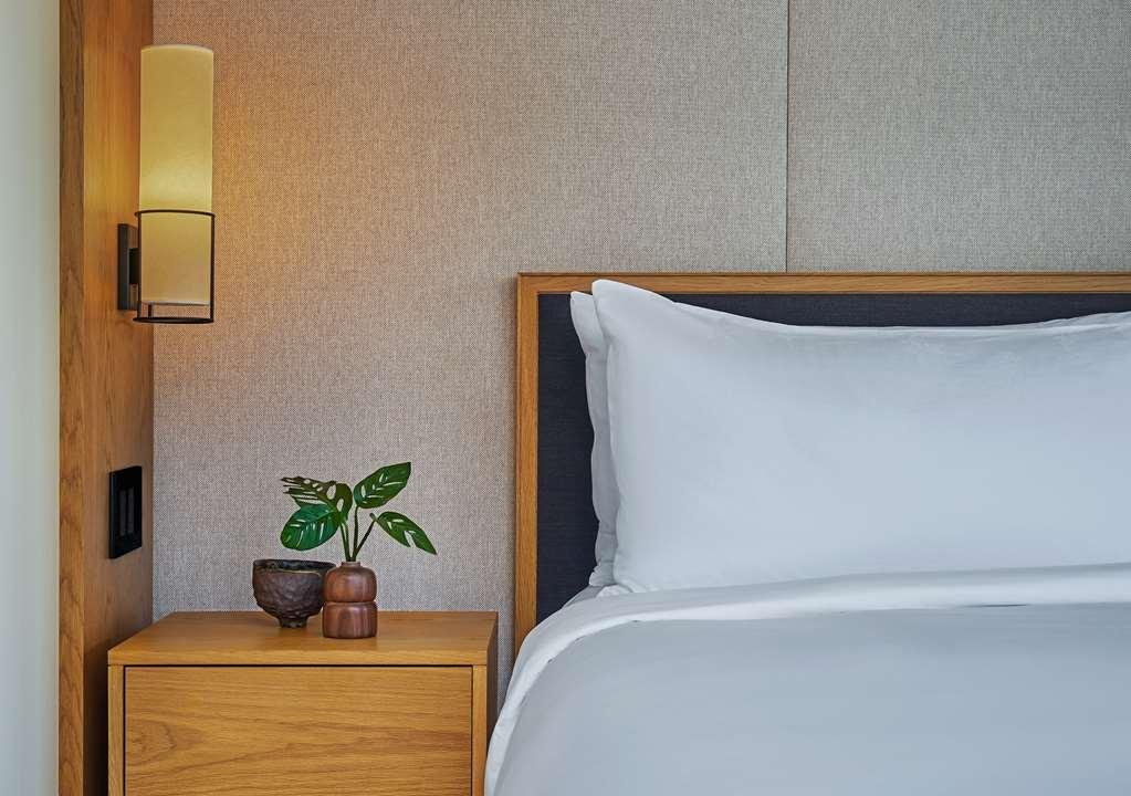 Pendry Manhattan West Hotel